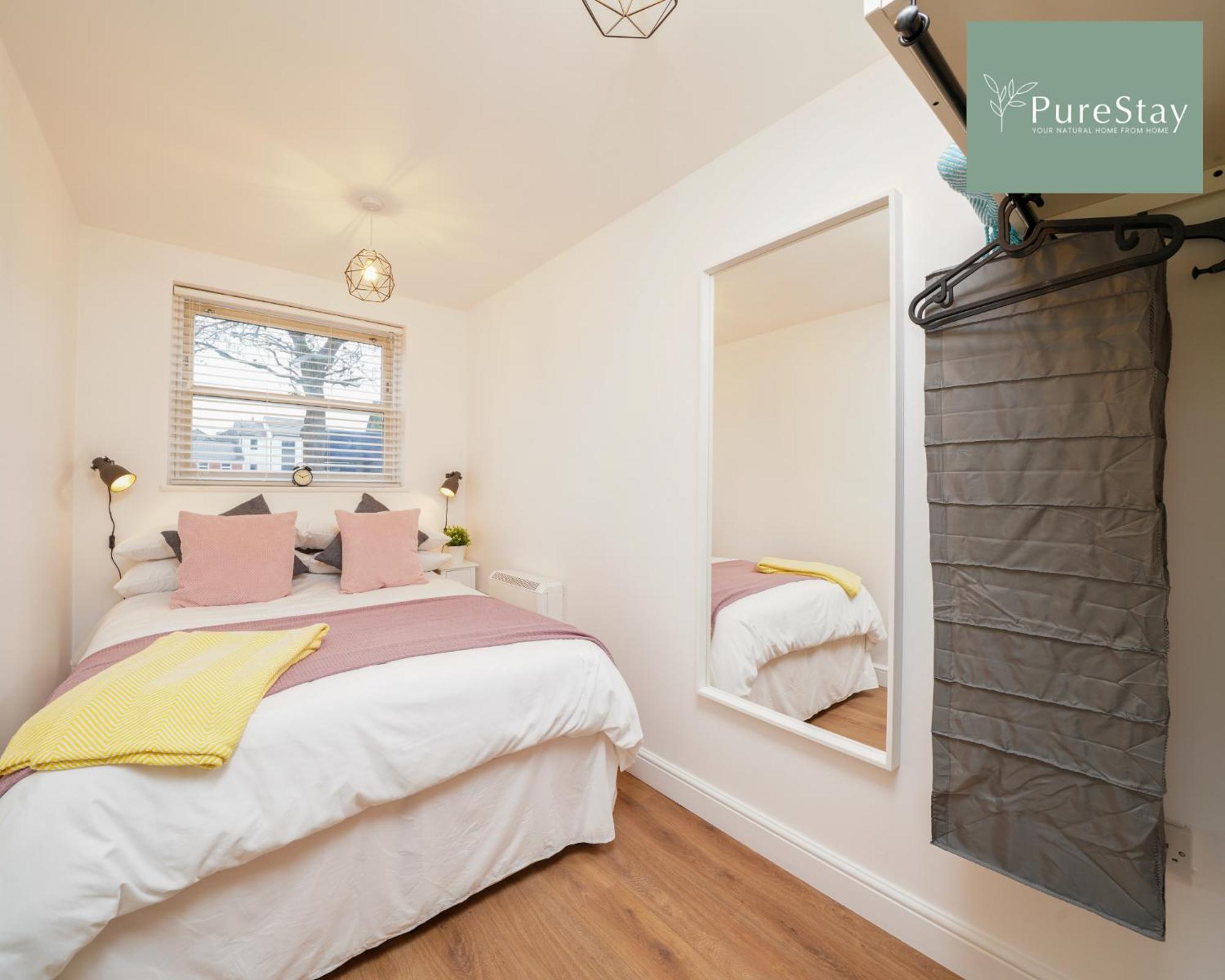 Stunning Two Bed Leamington Apartment With Free Wifi By Purestay Short Lets & Serviced Accommodation Extérieur photo