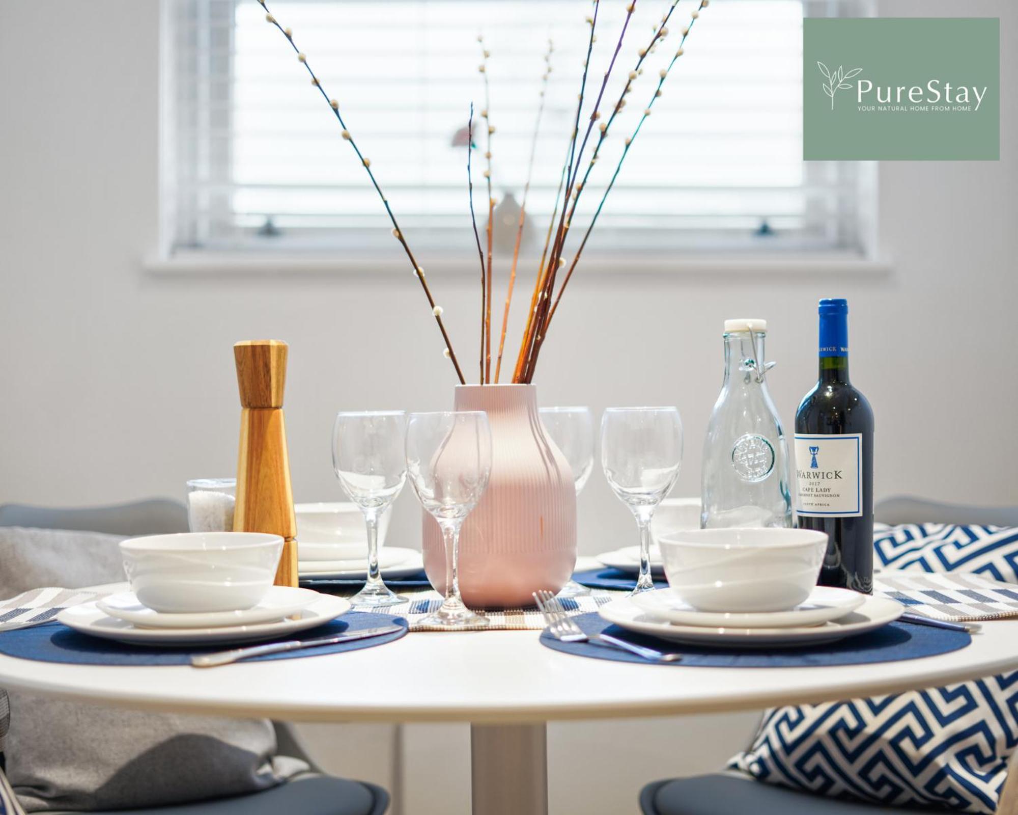 Stunning Two Bed Leamington Apartment With Free Wifi By Purestay Short Lets & Serviced Accommodation Extérieur photo
