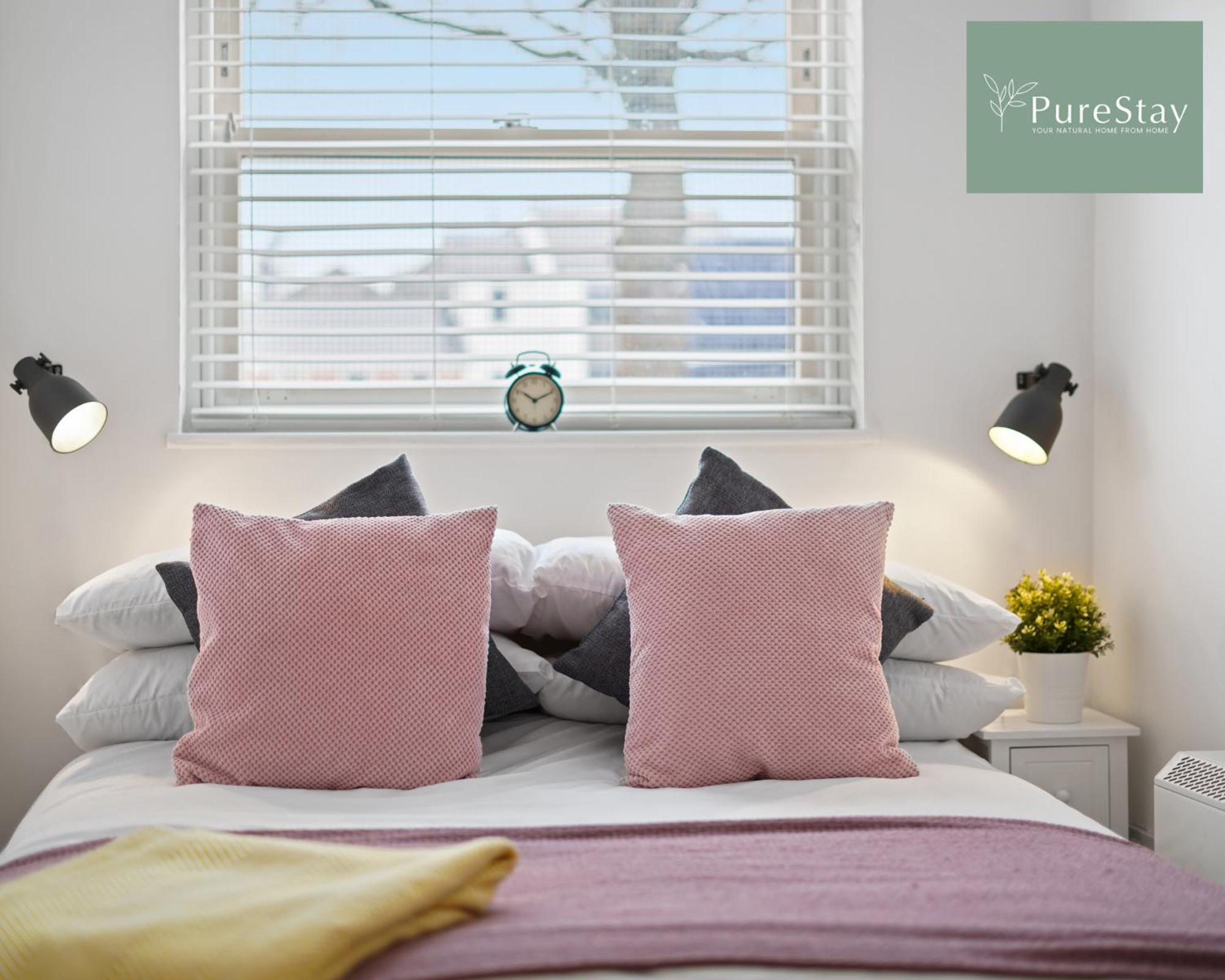 Stunning Two Bed Leamington Apartment With Free Wifi By Purestay Short Lets & Serviced Accommodation Extérieur photo
