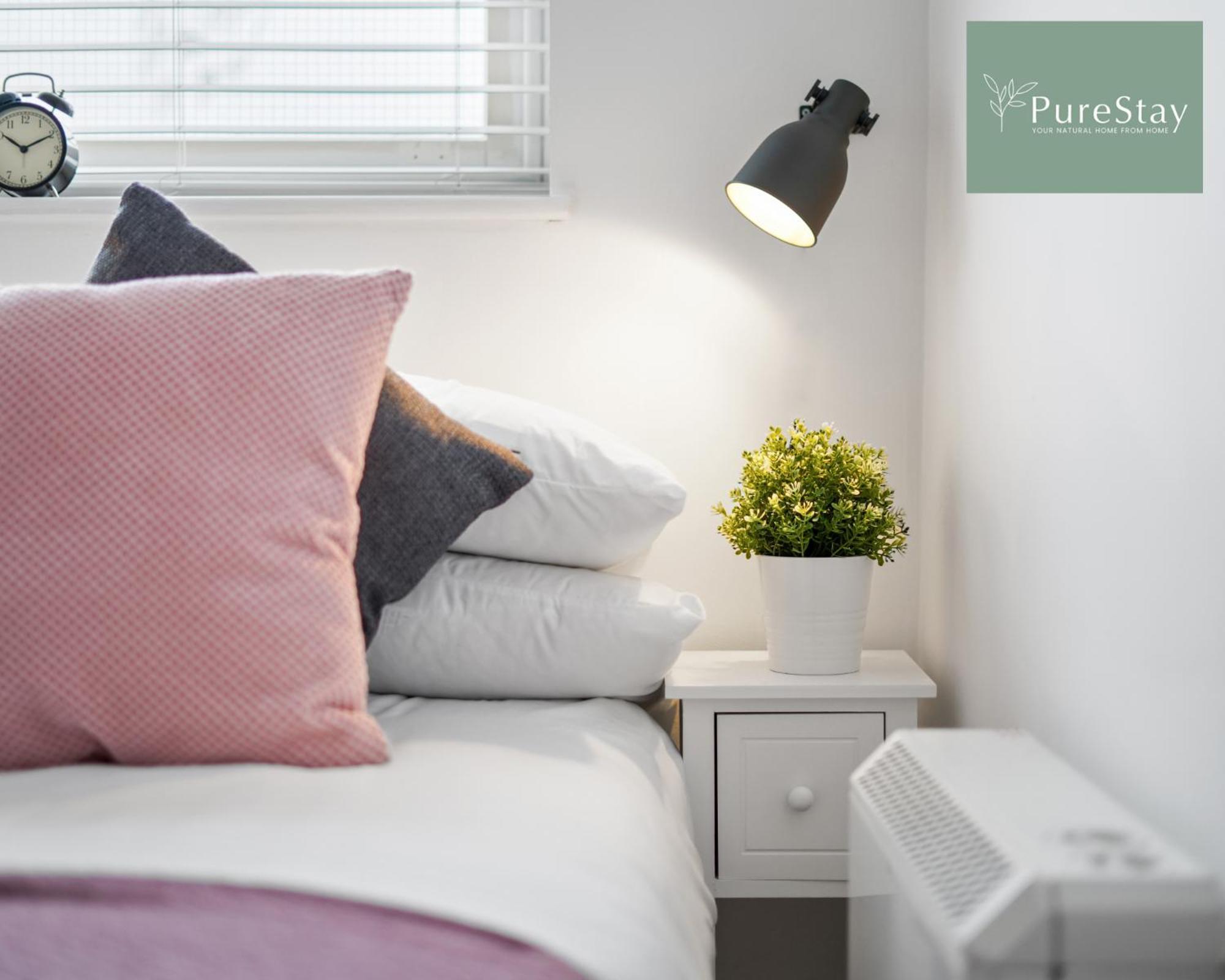 Stunning Two Bed Leamington Apartment With Free Wifi By Purestay Short Lets & Serviced Accommodation Extérieur photo